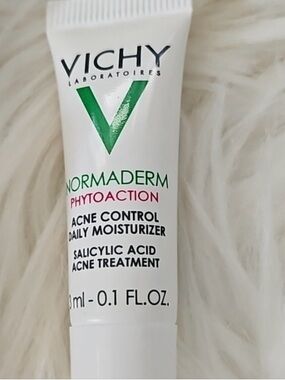 Vichy Normaderm Phytoaction Acne Control Daily Moisturizer Trial Size New